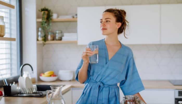 5 Morning Habits That Secretly Speed Up Aging — And How to Fix Them